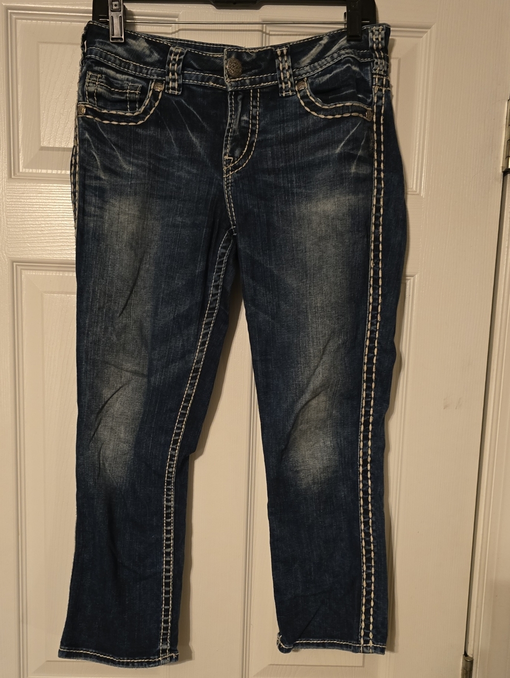Silver Jeans Dark Blue Capri Jeans with White Contrast Stitching